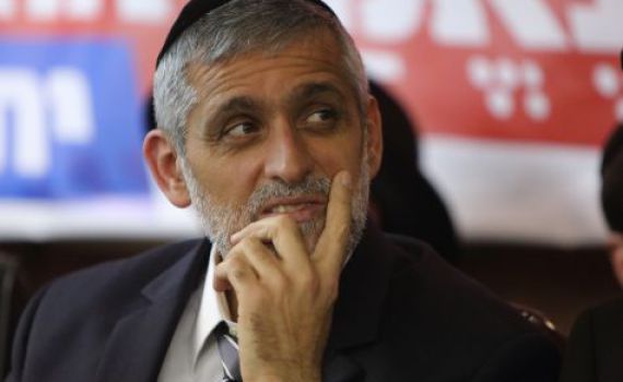 ישי לפעילים: "קשה לי לשלם משכורות"