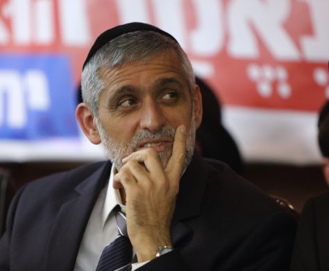 ישי לפעילים: "קשה לי לשלם משכורות"