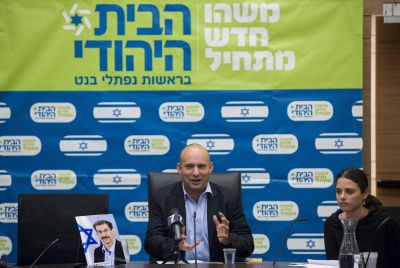 בנט: "לא נפרק ממשלה בגלל שני בתים בחברון"
