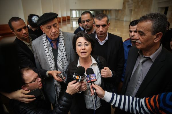 חנין זועבי הותקפה ברמת גן; פעיל שפך עליה מיץ