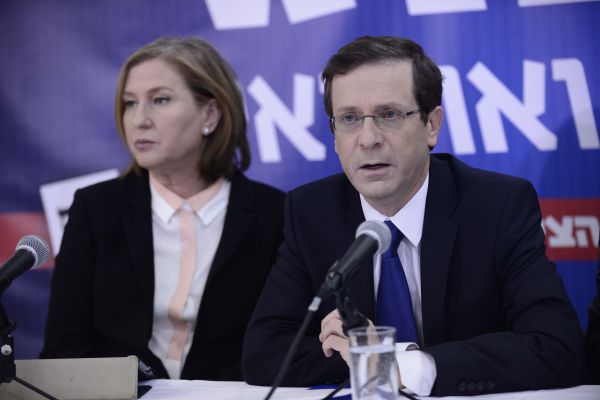 סקר ערוץ הכנסת: הרצוג פותח פער על הליכוד