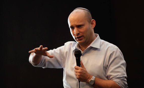 בנט בגלי צה"ל: אני לא שפוט של הרבנים