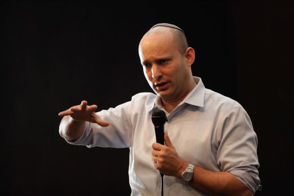 בנט בגלי צה"ל: אני לא שפוט של הרבנים