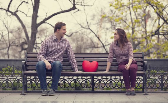 שטו"ת סמס חגיגי: מה לא כדאי לעשות בדייטים
