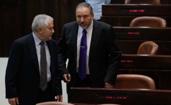 שמיר: "הכישלון בבחירות – בגלל מדיניות ליברמן"