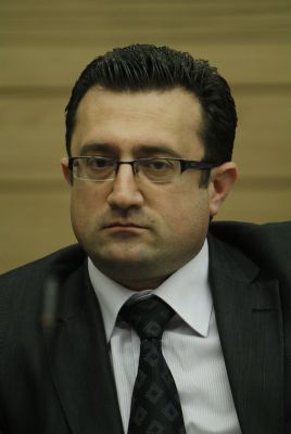 "על עונש מוות למחבלים תקום ותיפול הממשלה"