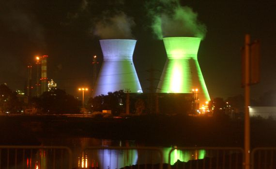 עיריית חיפה הוציאה צו סגירה למפעלים המזהמים