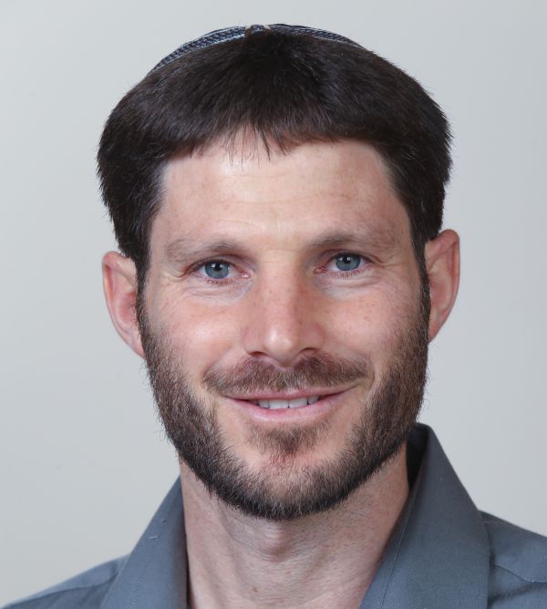 סמוטריץ': הדרישות שלנו הן תיק החוץ לבנט והחינוך לאריאל