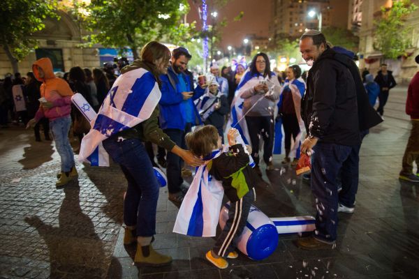 חג ביום העצמאות, ומה עם ספירת העומר?