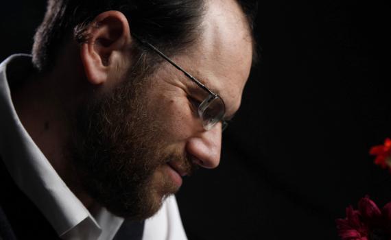 אהרון רזאל בסינגל נוסף: "הי אחי יש'ך אש?"