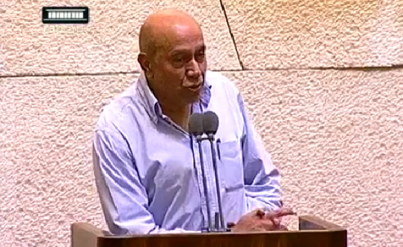 בהלול מתוודה: "בשעות כאלה אני בדרך כלל נוחר"