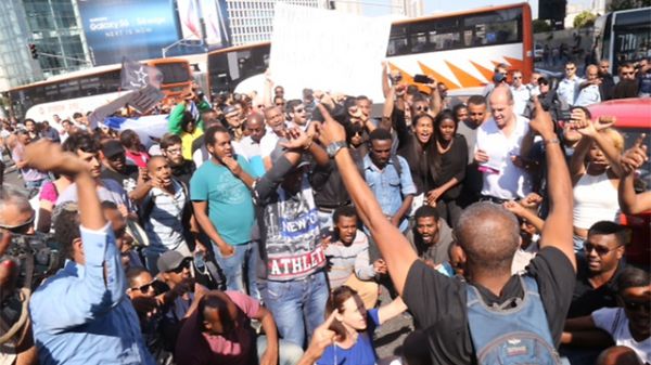 הפגנת יוצאי אתיופיה נתיבי איילון חסומים