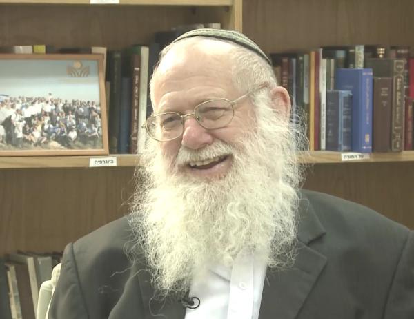 אסור לספר לשון הרע גם על ילד | הרב דב ביגון. צפו