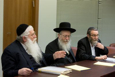 פילוג ביהדות התורה? 'לא פוסל ישיבה עם לפיד'