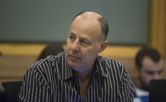 "הייתי מת להיות שר; עכשיו אסבול שנה"