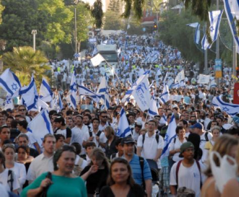 'ריקודגלים'; בין גאווה לאומית ללאומנות זולה