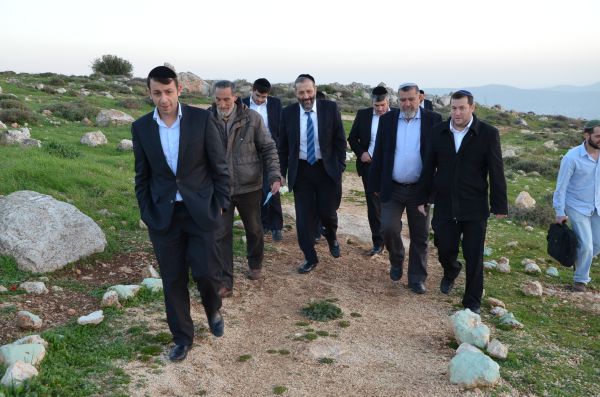 ציר פוליטי חדש? בשומרון מחבקים את דרעי