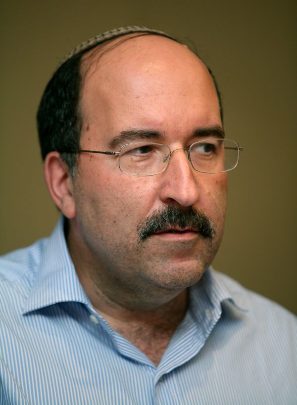 נתניהו מינה את מקורבו הסרוג למנכ"ל משרד החוץ