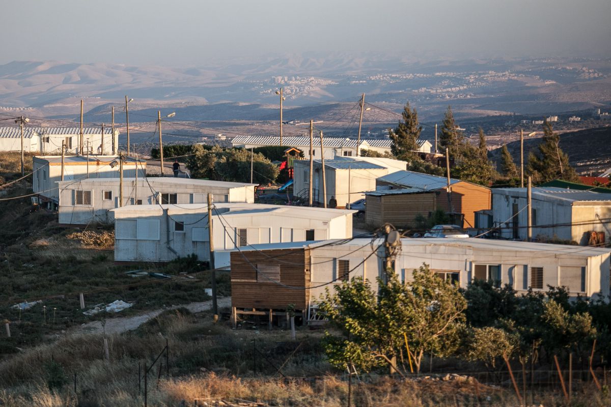 המשטרה: זיופים והונאות ברכישת קרקעות ביו"ש