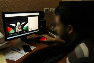 תשעה חודשי מאסר על פוסטים בפייסבוק