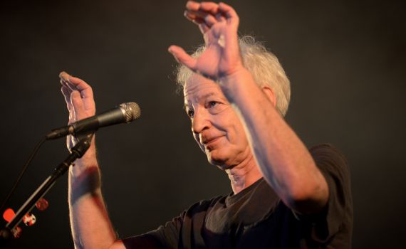 שלום חנוך לא רוצה את מירי רגב בהופעה שלו