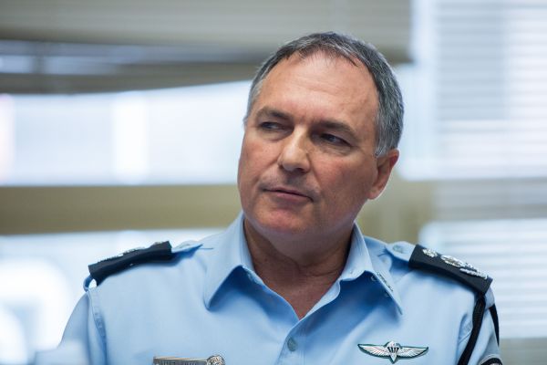 דנינו: לבחון מחדש את המדיניות כלפי הקנאביס