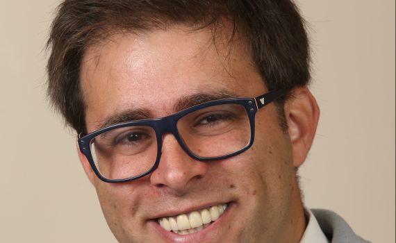 "אם דני עטר הלך לקזינו, למה לא בא לבקש טיפים"