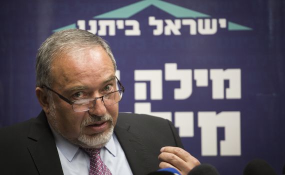 לנדאו חושף: זו הסיבה שליברמן הלך לאופוזיציה