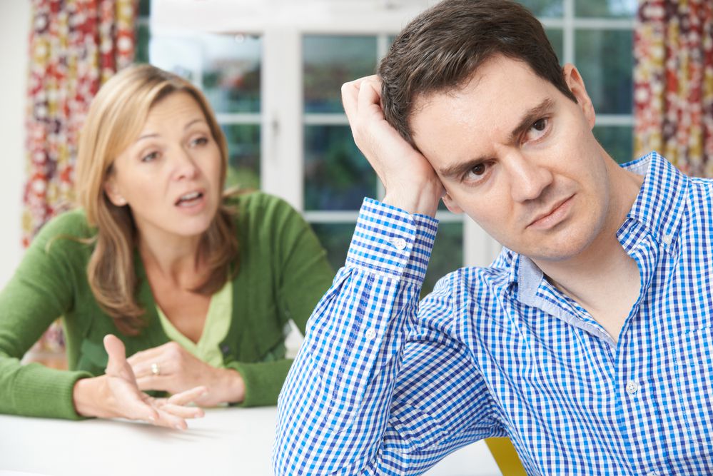 מכיר אותם: יש זוגות שמתחתנים בגלל לחץ