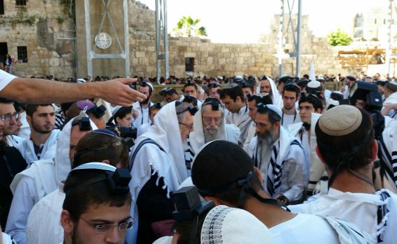 ישיבות ההסדר התאחדו לתפילה מרכזית בכותל