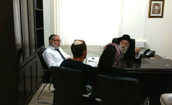 הרב שטרן התנצל בפני האשה שהוטרדה במקווה