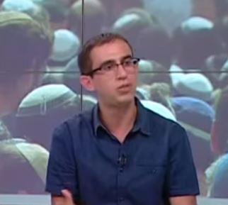 עקיבא נוביק יחליף את נדב פרי בערוץ 10