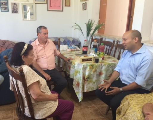 "תלמידי ישראל לא יצפו בהצגה שפוגעת בזכר בנכם"