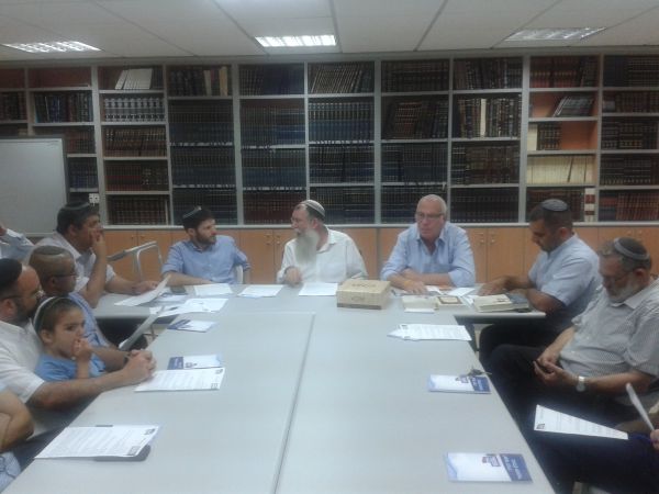 ואולי התורה מתירה לפוליטיקאים לשקר?