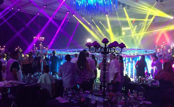 גשר התאורה קרס – אישה בת 50 נהרגה במקום