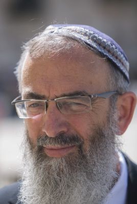 הרב מוצפי על הרב סתיו: 'ה' יצילנו ממנו ומשכמותו'