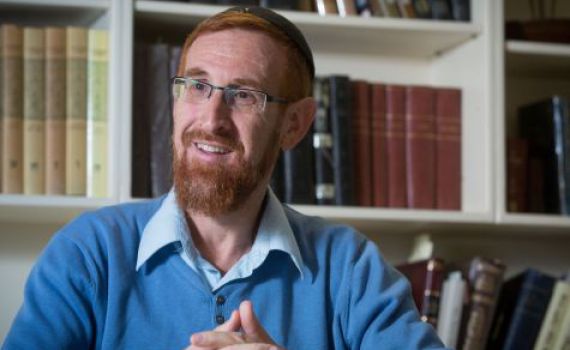 גליק יוצא להגנתו של אורן חזן ויודע מי אשם