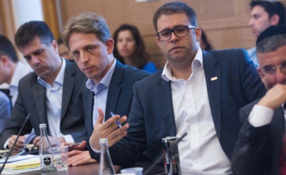 האיש היחיד שיכול לגרום לפיטוריו של חזן מהכנסת