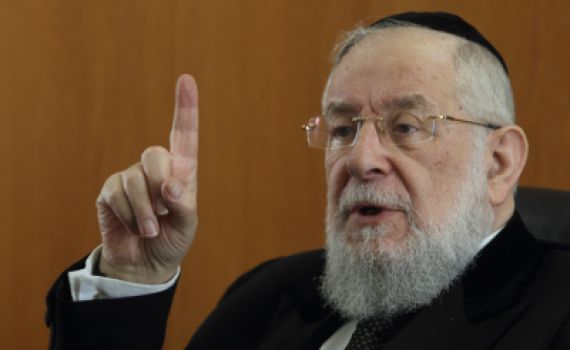 הרב לאו על ריבלין: "למה לחפש אויבים פנימיים?"