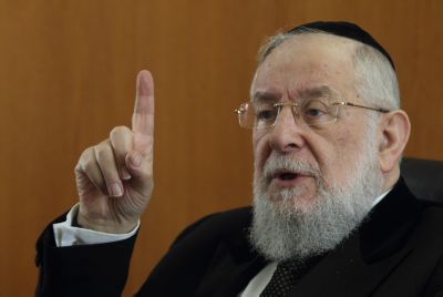 הרב לאו על ריבלין: "למה לחפש אויבים פנימיים?"