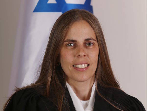 השופטת שחררה את העצורים בתוך דקה וחצי