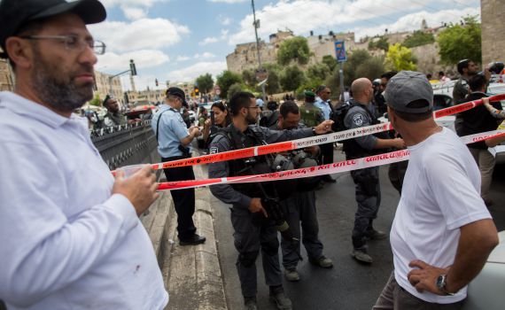 שיפור קל במצב הלוחם שנפצע בפיגוע הדקירה