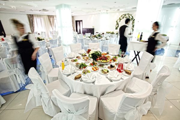 איך לשמור על הדיאטה גם בעונת החתונות