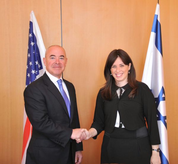 חוטובלי מקווה: פטור מויזה לארה"ב בקרוב