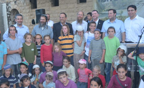 ילדי מגורשי שא-נור הגיעו לראות את הבית