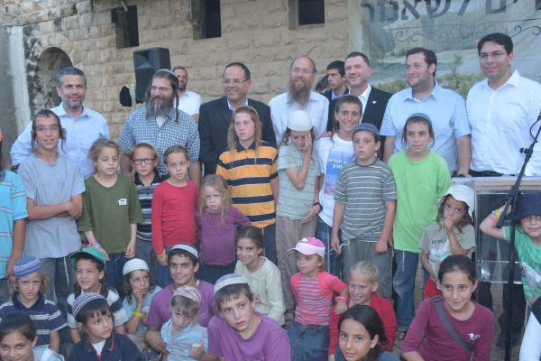 ילדי מגורשי שא-נור הגיעו לראות את הבית