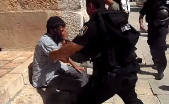 ט' באב בהר הבית: אמר 'שמע ישראל' ונעצר; צפו