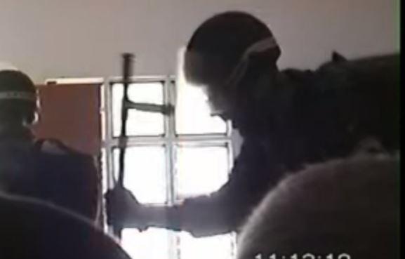 השוטר האלים מעמונה נידון לעבודות שירות בלבד