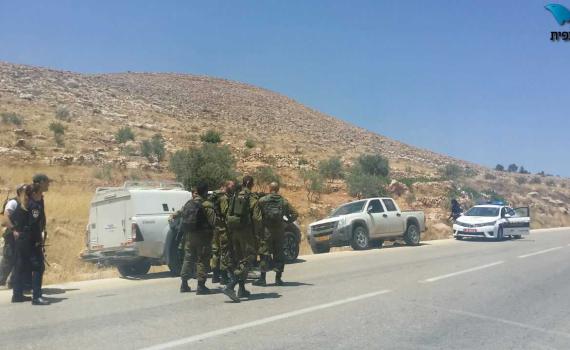 תושב בנימין ירה באוויר לעבר מחבל שיידה אבנים