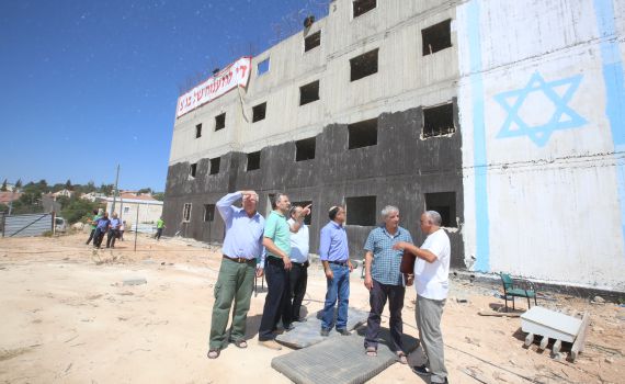 זעם על נתניהו ובנט: חייבים למנוע את ההריסה